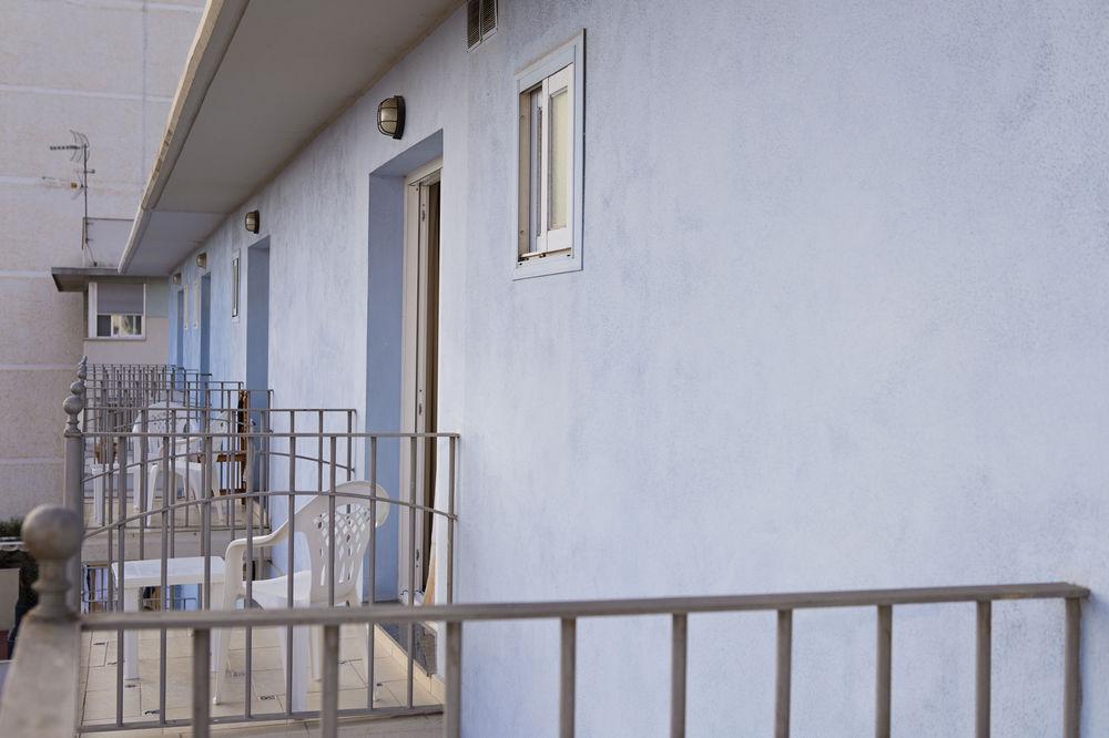 Hotel Eliseos Malaga Bagian luar foto