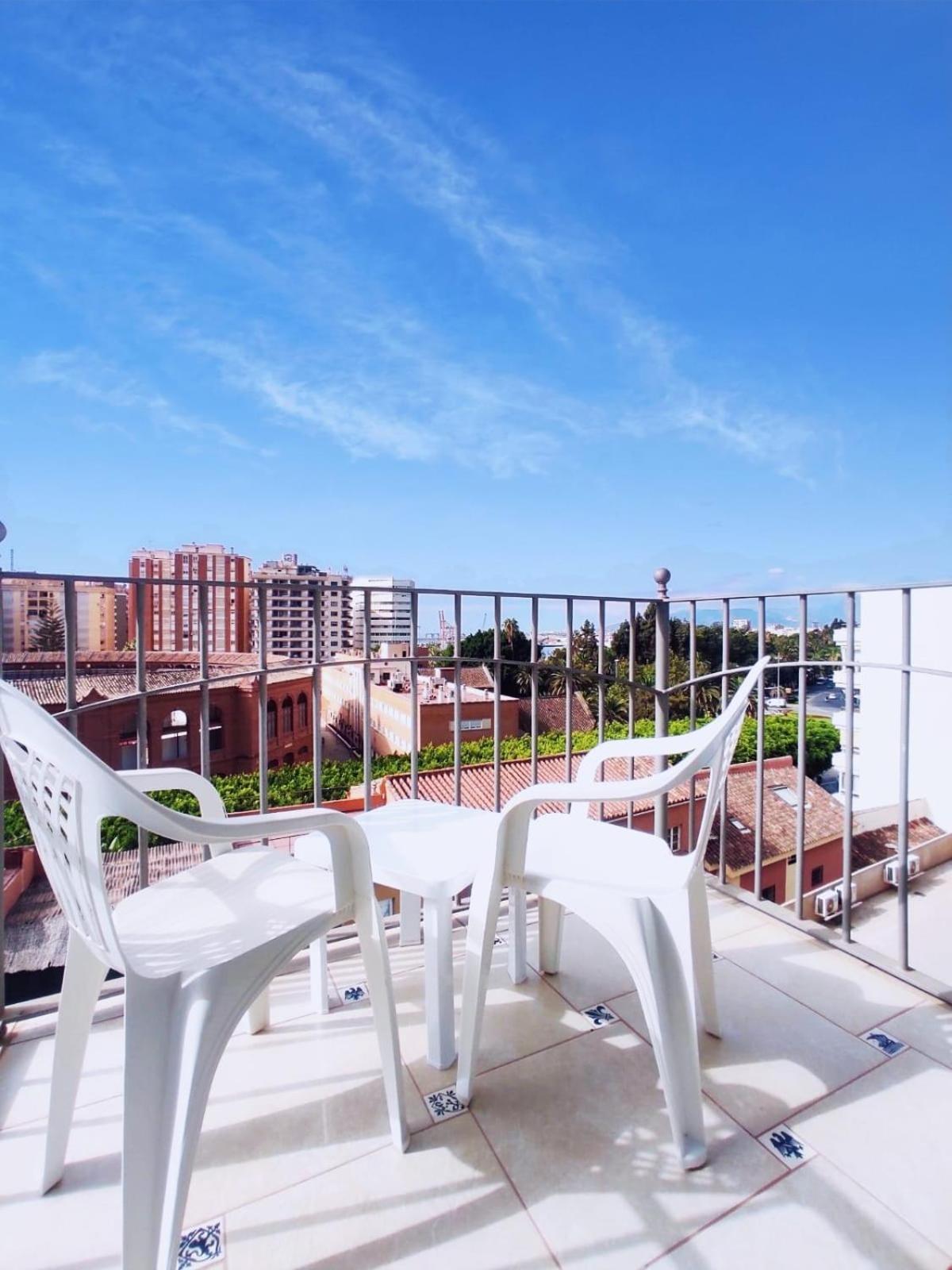 Hotel Eliseos Malaga Bagian luar foto