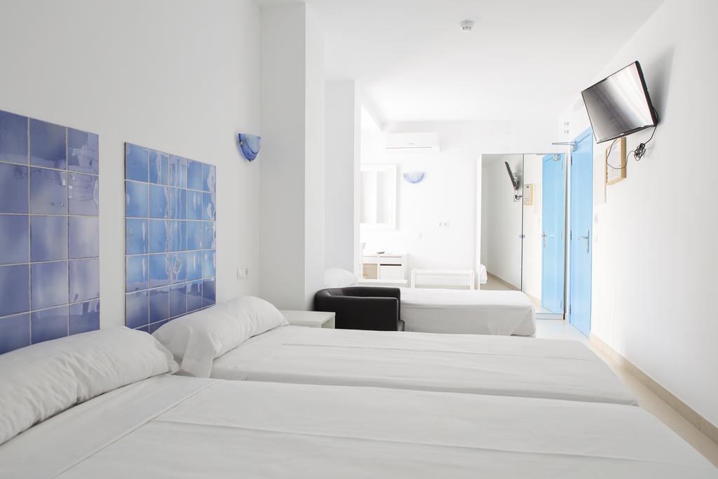 Hotel Eliseos Malaga Bagian luar foto