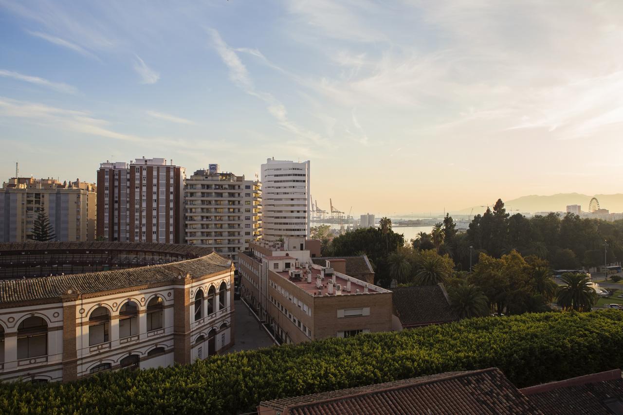 Hotel Eliseos Malaga Bagian luar foto