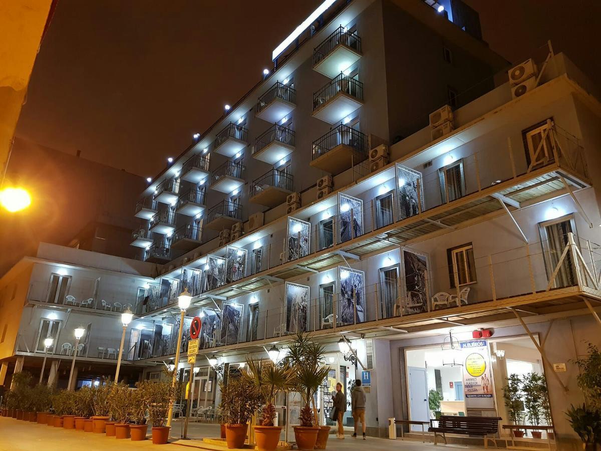 Hotel Eliseos Malaga Bagian luar foto
