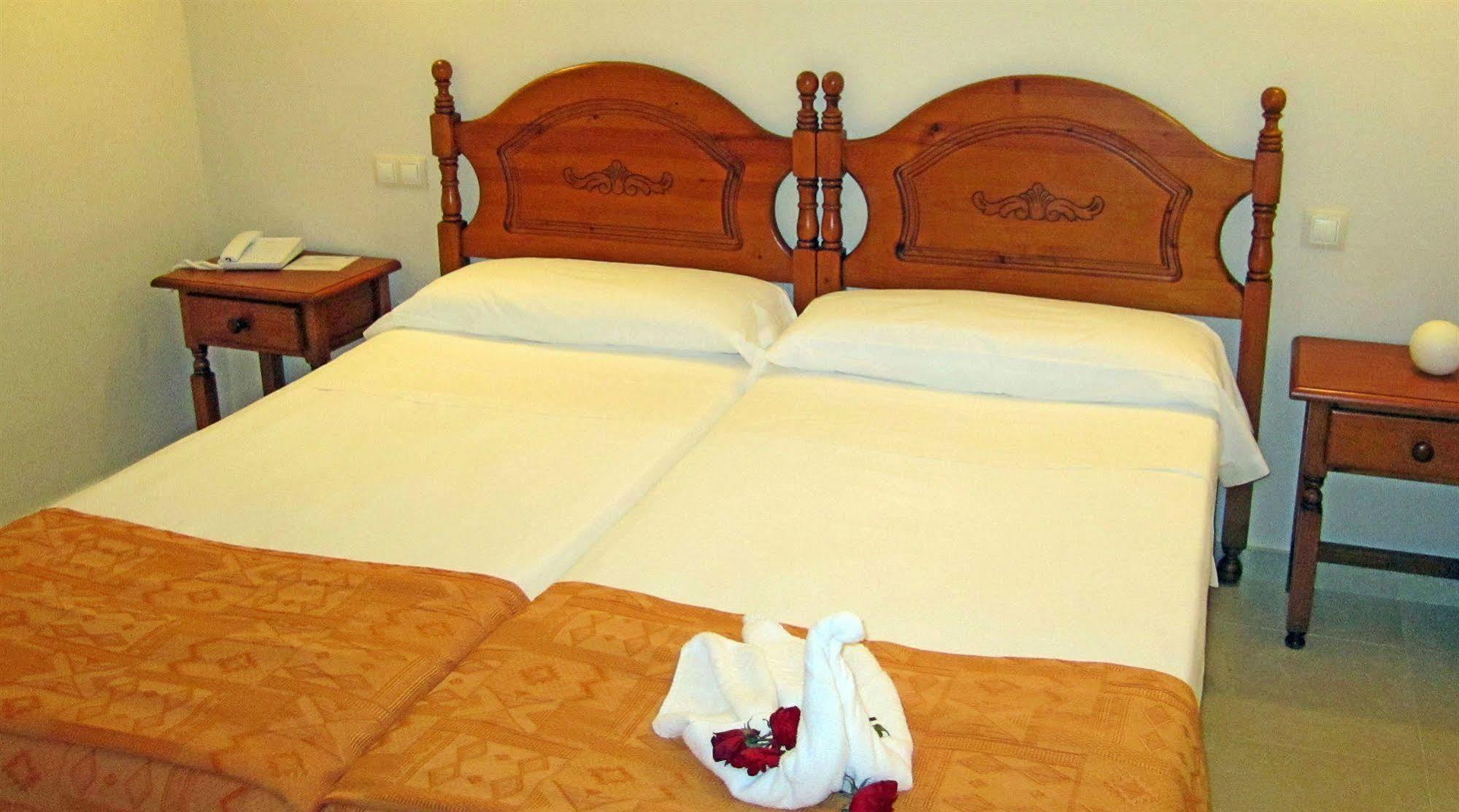 Hotel Eliseos Malaga Bagian luar foto